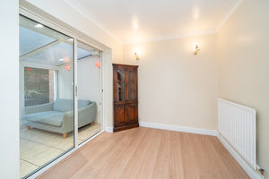 DINING ROOM- click for photo gallery